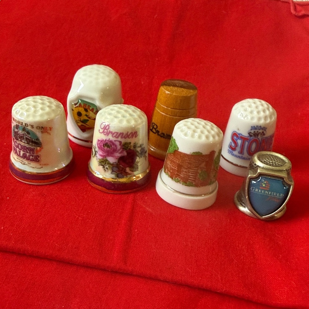 Set of 7 Decorative Porcelain Wood Pewter Thimbles collectible travel landmarks